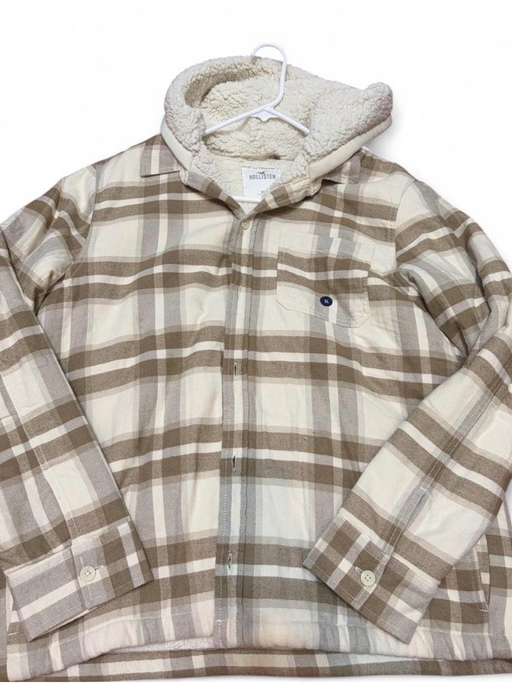 Hollister Cream and Tan Plaid Sherpa-Lined Shirt Jacket